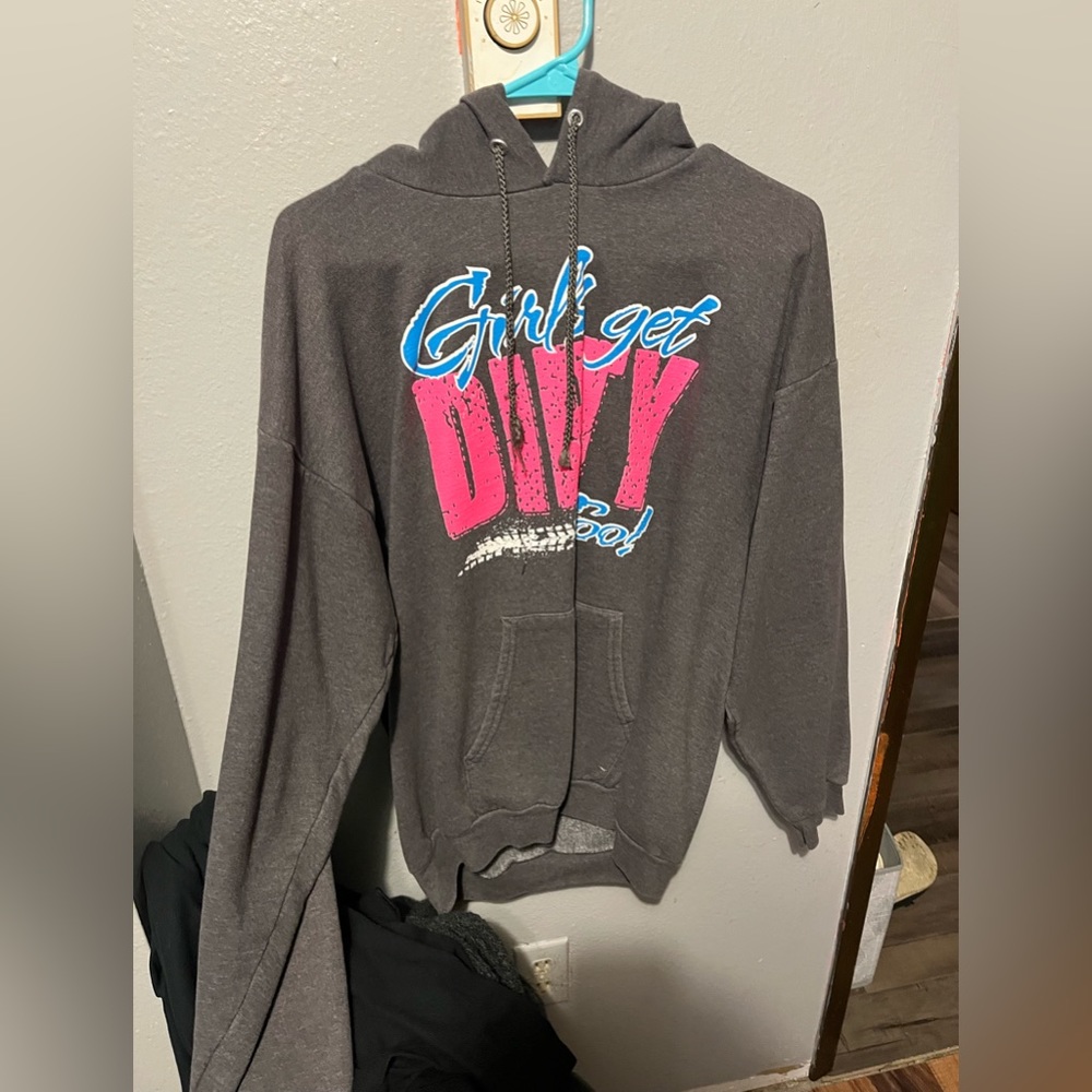 women sweatshirt